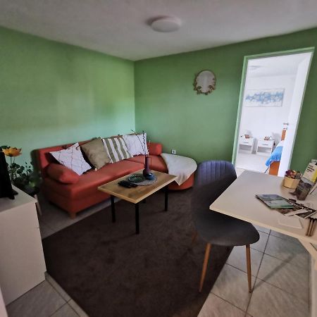 Studio Apartman Krosna Perusic Εξωτερικό φωτογραφία